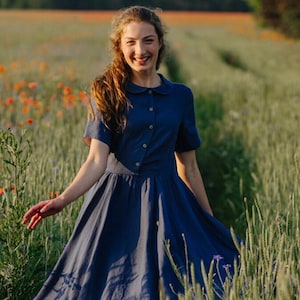 DRESS MIT DRUCKKRAGEN | Blaues Leinen Kleid, Peter Pan Kragen, Blaues Kleid, Blauer Kragen, Klassisches Kleid, Cottagecore, Sondeflor