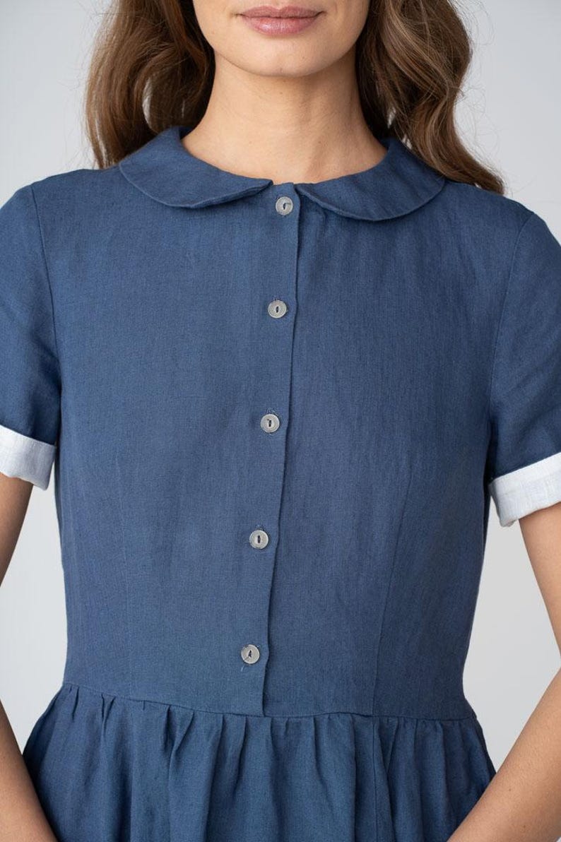 Vestido clássico de linho com gola Peter Pan e mangas curtas, azul luar. imagem 8