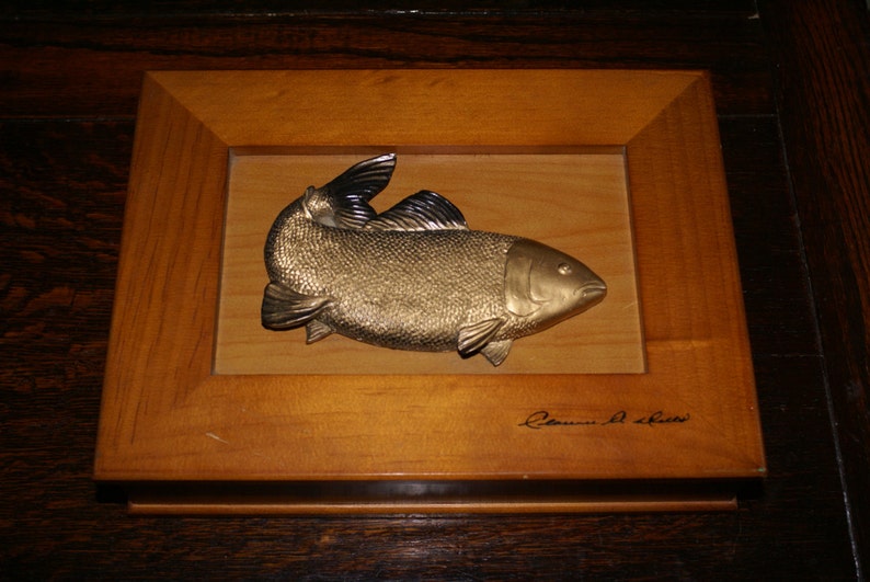 Wooden Fish Box Dresser Jewelry Trinket Image 0