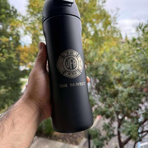 Bulk Quantity Owala Freesip Water Bottle, Personalized Name & Logo Bottle, Laser Engraved Stainless Steel Bottle for Company members