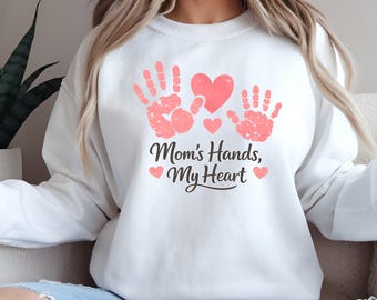 Camiseta "Manos de Mamá, Mi Corazón", sudadera con capucha para el Día de la Madre, camiseta con estampado de corazón con huella de mano, regalo para mamá de parte de los niños.