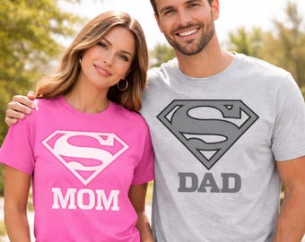 Camisetas a juego de Supermamá y Superpapá, conjunto de sudadera con capucha rosa y gris para padres héroes, idea de regalo para pareja de mamá y papá