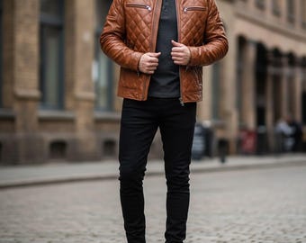 Bomber de cuero marrón acolchado con rombos, hecha a mano.