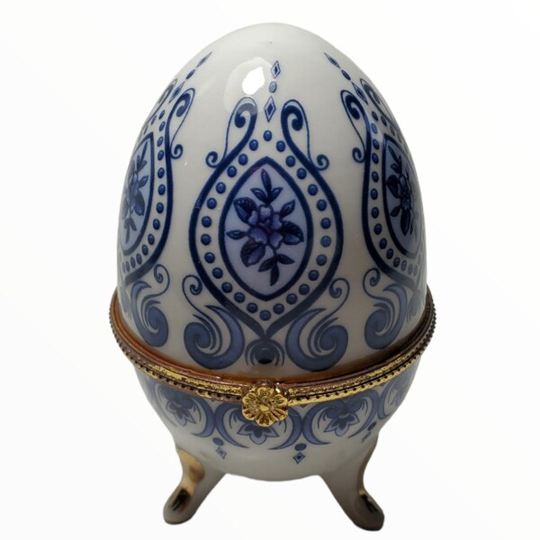 Vintage Blue White Porcelain Hinged Egg Shape Footed Trinket Box Faberge Style Eggs Ring Box Delft Blue Design Jewelry Storage Easter Gift