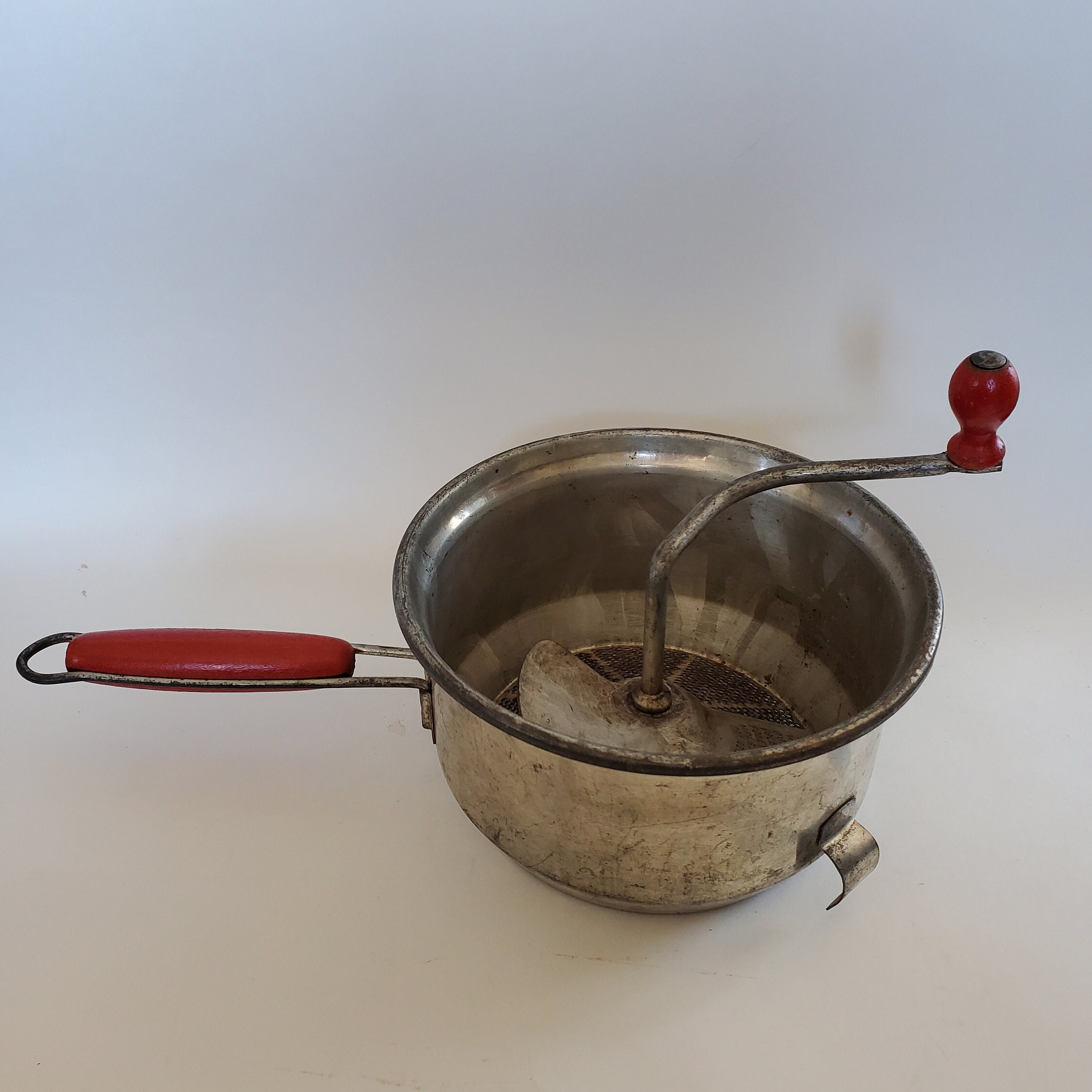 Food Mill Potato Ricer Masher Strainer hand crank SS Body with 5 strainers High quality