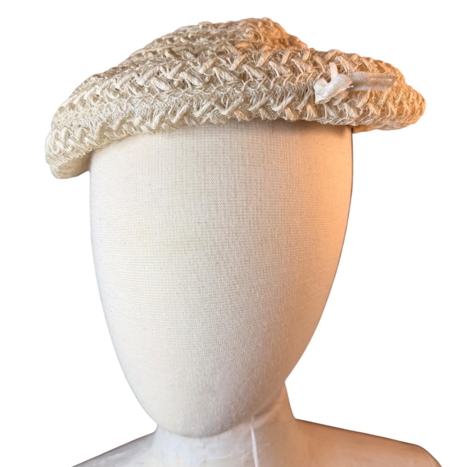 Vintage Eva Mae Woven Ribbon Hat • 1950s Ivory Tilt Hat image 5