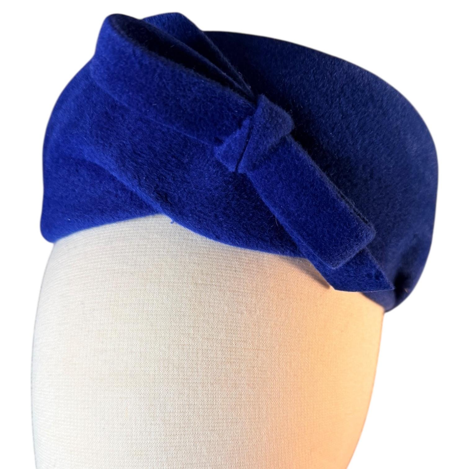 Vintage 1950s Royal Blue Peachbloom Velour Tilt Hat image 4