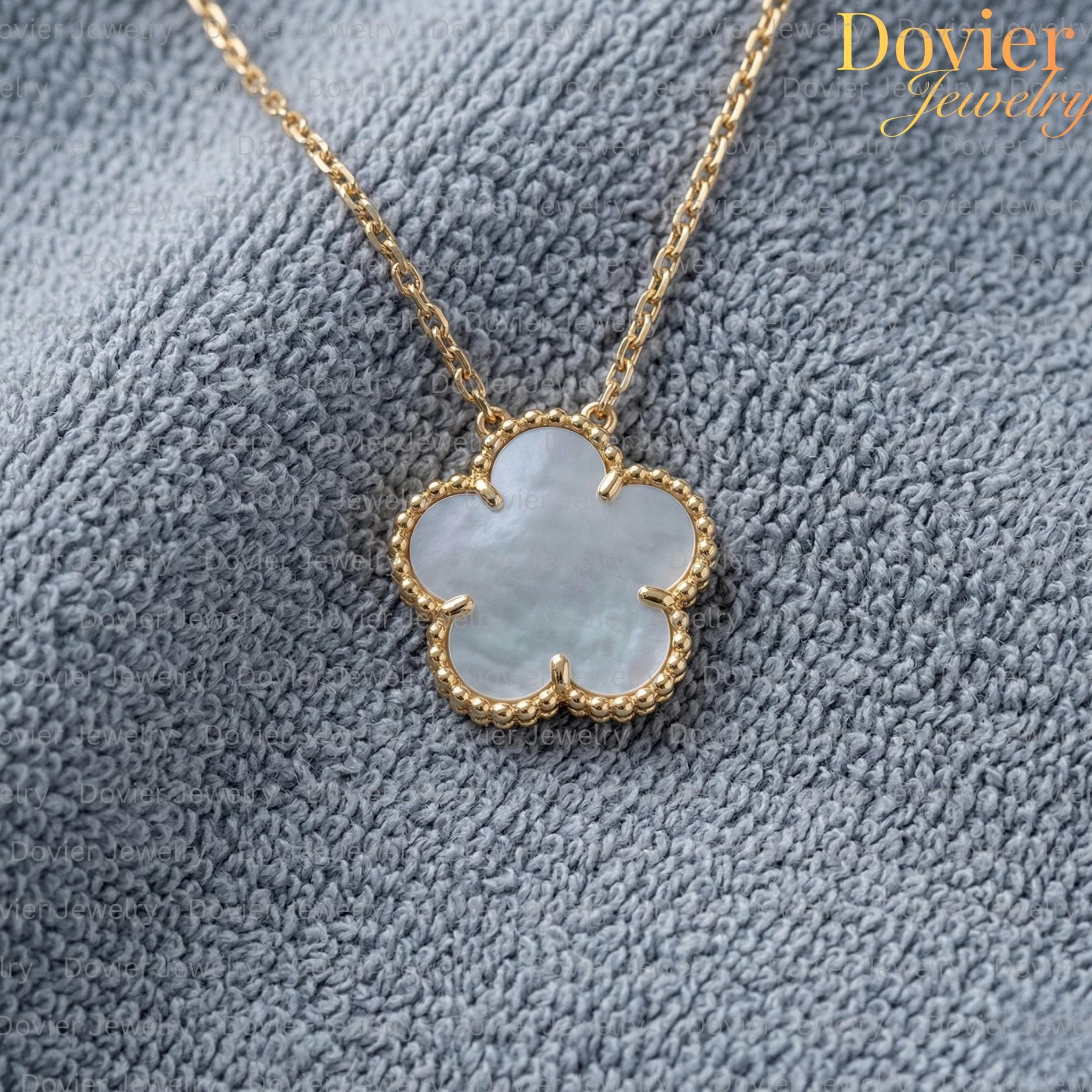 Van cleef necklace clover - Etsy 日本