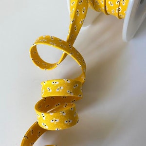 Yellow Bias Tape, Little Chick face bias, Yellow bias tape, 3 Yards and 24 inches  1/2&quot; Double fold bias,