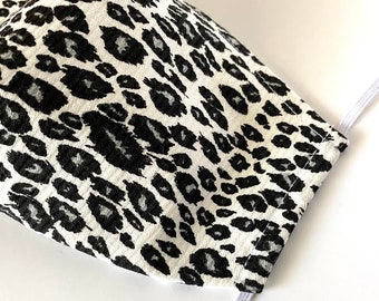 Grå leopardmönstrad ansiktsmask för vuxna, 3-lagers ansiktsmask med filterficka, tvättbar/återanvändbar ansiktsmask, bomullsblandat tyg, tillverkad i USA