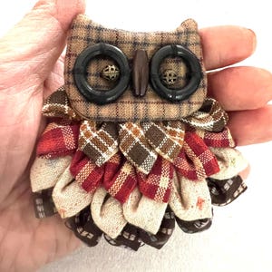 Owl Brooch, Owl Pin Brooch, Fabric Owl Brooch, Handmade Fabric Owl Brooch, Thanks giving Brooch, Autumn Brown Brooch, Fall Brooch