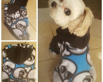 Pull pour chien d'Halloween, pull pour chien à capuche en polaire imprimé tête de mort, pull pour chien de petites races. Livraison nationale GRATUITE pour l'achat de 2 pulls