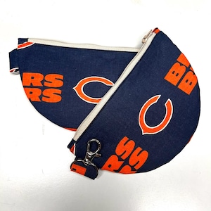 Conjunto de 2 bolsas com zíper feitas à mão com estampa dos Chicago Bears, porta-moedas, porta-moedas e porta-cartões.