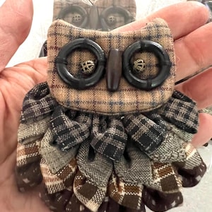 Owl Brooch, Owl Pin Brooch, Fabric Owl Brooch, Handmade Fabric Owl Brooch, Thanks giving Brooch, Autumn Brown Brooch, Fall Brooch