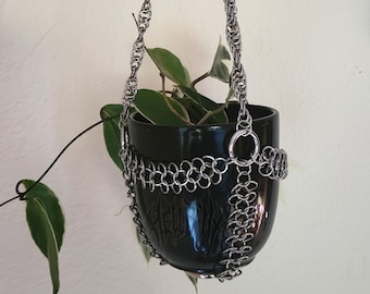 Hellbent Chainmaille plant hanger - chain plant holder - handmade - chainmail
