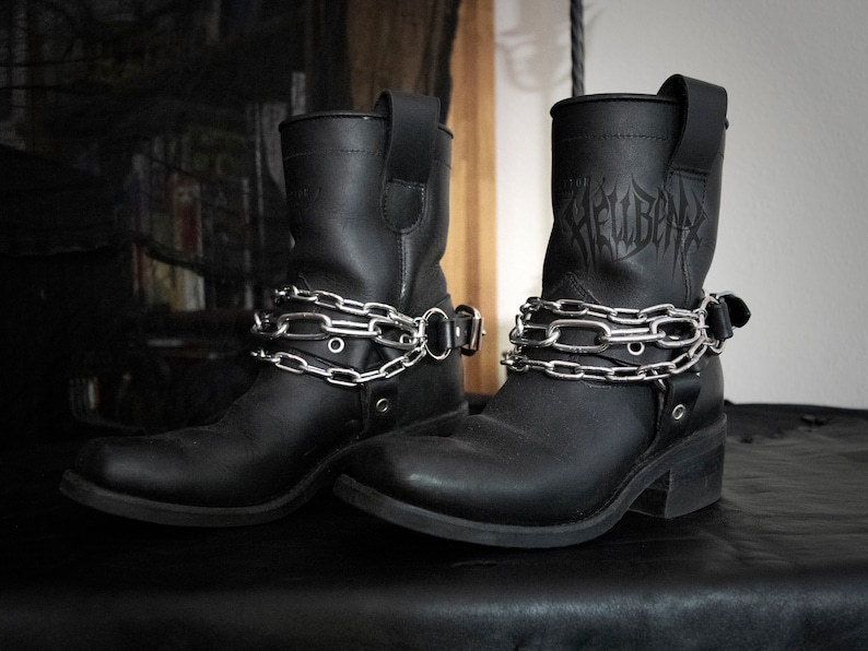 Hellbent Chain Bootstraps Boot accessories Alternative boot chain image 1