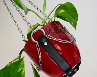Hellbent Leather and chain plant hanger - Alternative plant hanger - chain plant holder - leather plant holder - Fits 4" - 6" Planter