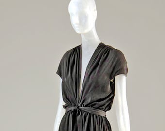 1939 Updated Claire McCardell evening blouse /Tournaround top or dress design sewing pattern. Unique gathered back and V front neck line.
