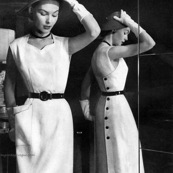 1952s Queen Anne, sweet heart neckline, narrow skirt with big pocket