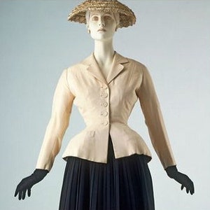 1947 / 1957 Shawl collar and notchet collar sewing pattern. With hip padded form and princes seams