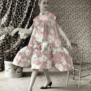 1958 Balenciaga Baby-Doll dress sewing paper pattern.  Revolutionary.