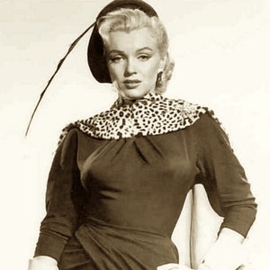 1954s Marilyn cross-over dress sewing pattern with cross-gratered hips & cross-over neckline. Film &quot;Gentlemen prefer blondes&quot;