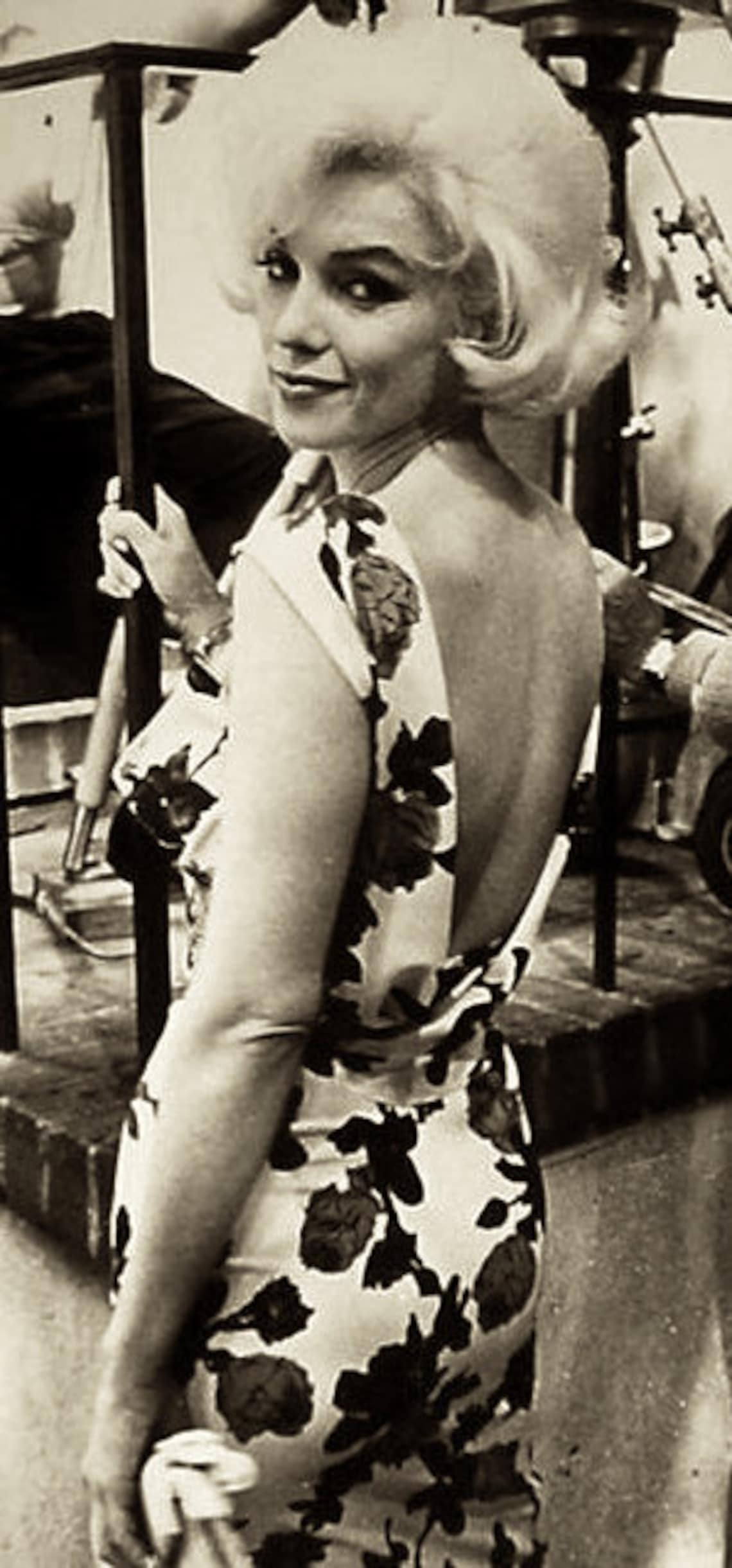 1962 Marilyn Sewing Pattern Plunging V Back Dress | Etsy
