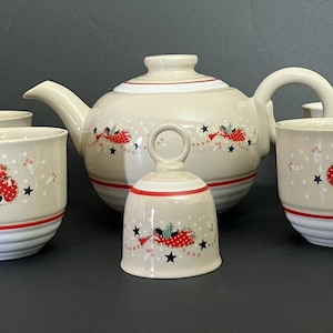 Epoch by Noritake Holiday Joy 8200 Teiera natalizia coreana con 4 tazze e campanello per cena