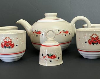 Epoch by Noritake Holiday Joy 8200 Korea Christmas Teapot 4 Mugs Dinner Bell
