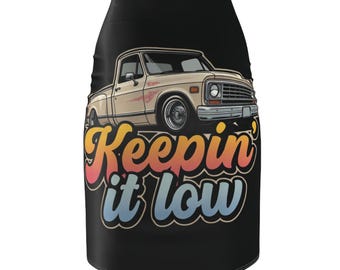 Caminhão pick-up vintage Keepin' It Low com saia lápis | gráfico de carro retrô