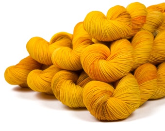 Mercury Fingering "Sunflower Power" Hand Dyed Sock Yarn: 100% Superwash Merino Wool