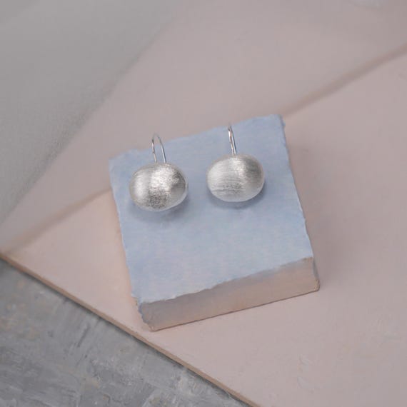 Oval Sphere Wire Earring, Dangling Silver Globe Earring, Drop Oval Ear Wires, Minimalist Drop Earring in Silver, Geometric Dangle Hoop