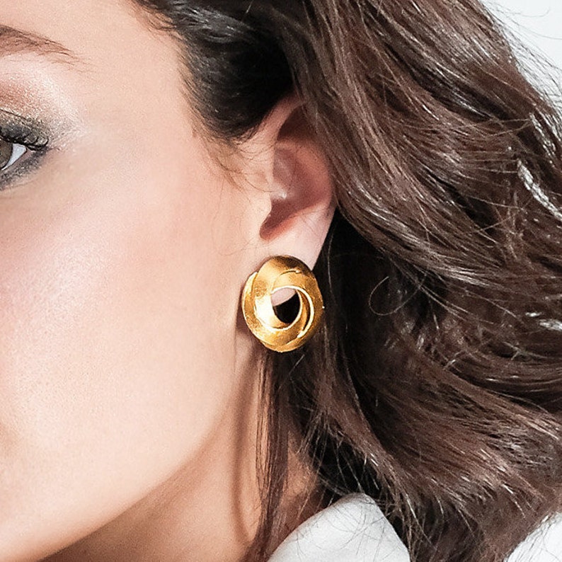 Gold Stud Earring, Large Stud Earring, Round Earring, Round Stud