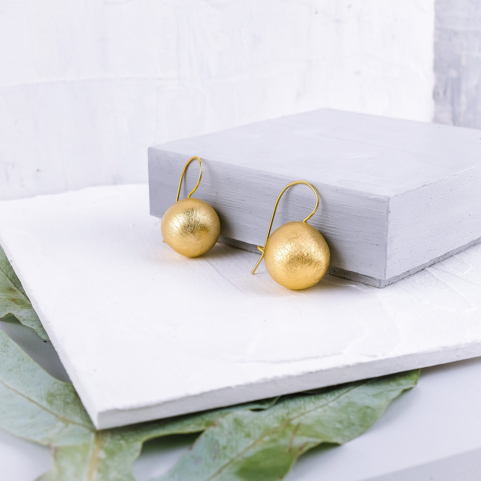 Dangling Gold Earrings Gold Dangle Earrings Gold Statement Etsy