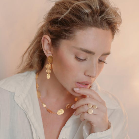 Floating Gold Disc Ring, Gold Illusion Ring, Golden Open Front Ring, Minimal Gold Cuff Adjustable Open Ring, Gold Statement Pebbles Ring