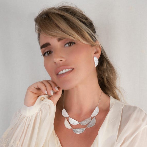 Layered Silver Necklace, Half Circle Cascading Silver Bib Necklace, Short Delicate Statement Collar Necklace, Geometric Silver Choker