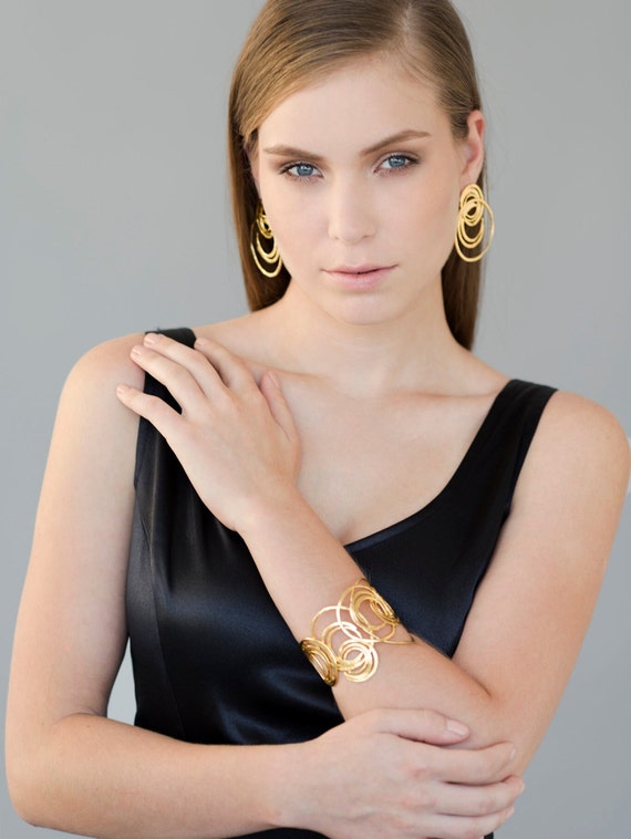 Gold Statement Cuff Bracelet and Earrings Set, Unique Cuff and Statement Earrings, Golden Jewelry Set for Women, Show Stopper Jewelry Set