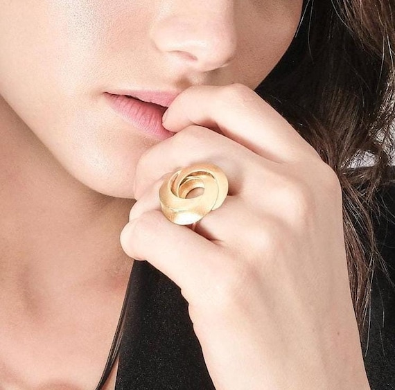 Adjustable Gold Ring, Gold Circles Ring, Gold Statement Ring, Golden Swirl Wind, Modern Adjustable Ring