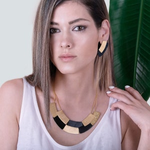 Black and Gold Necklace, Geometric Jewelry For Women, Cleopatra Necklace, Unique Bib Necklace, Minimalist Gold Necklace, Checkered Necklace