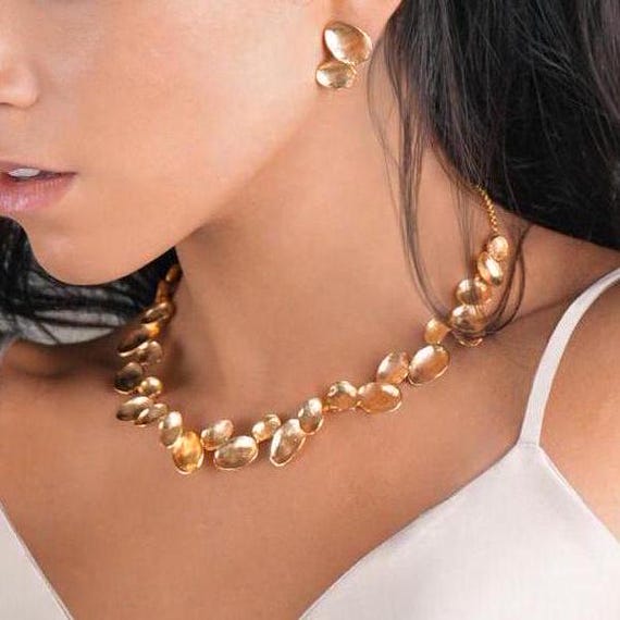 Short Gold Necklace, Bohemian Jewelry, Unique Gold Necklace, Gold Shell Necklace, Modern Gold Necklace, Gold Necklace, Modern Jewelry Women
