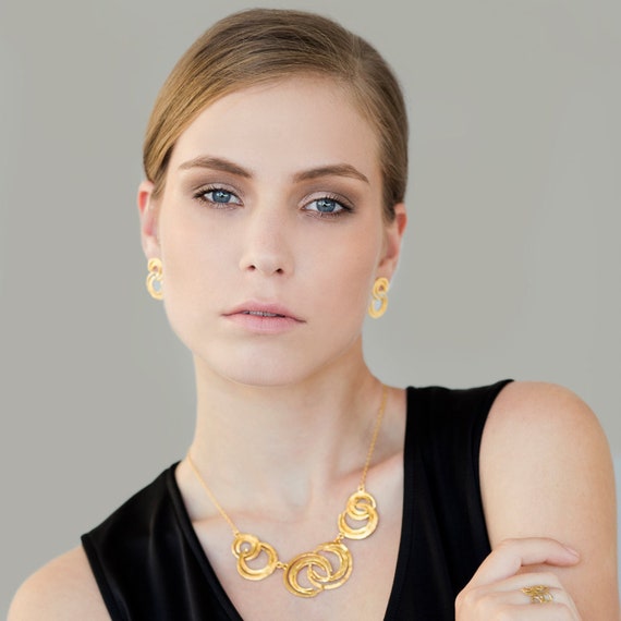 Short Gold Necklace, Gold Necklace, Short Necklace Gold, Gold Bib Necklace, Modern Necklace, Gold Statement Necklace, Statement Necklace