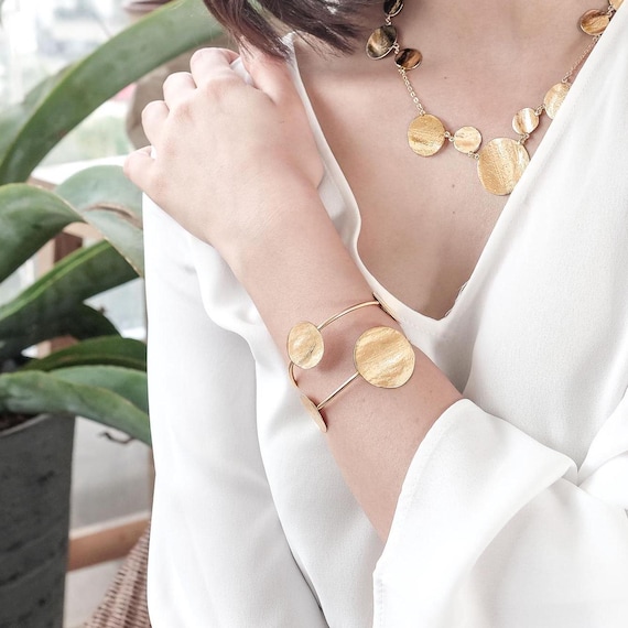 Golden Cuff Bracelet for Women, Geometric Gold Coin Bangle Bracelet, Adjustable Gold Open Cuff, Adjustable Statement Golden Cuff Bracelet