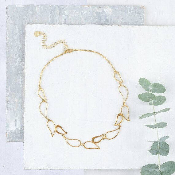 Delicate Gold Necklace, Short Gold Necklace, Gold Necklace, Paisley Necklace, Bride Necklace, Wedding Jewelry, Delicate Necklace, Bridesmaid