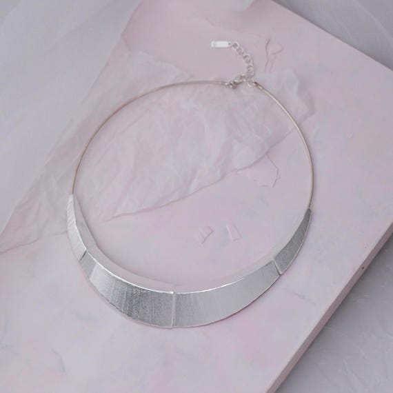 Geometric Silver Bib Necklace, Slim Silver Cleopatra Choker Necklace, Minimalist Short Silver Bib, Modern and Chic Short Choker Necklace