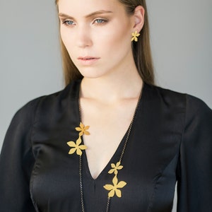 Gold Jewelry Set, Earrings and Necklace Set Gold, Floral Gold Necklace, Gold Flower Earrings, Modern Jewelry Set, Earrings Necklace Set, Set image 2