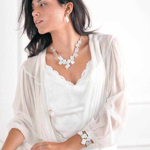 Silver Statement Necklace for Women, Geometric and Modern Silver Necklace, Modern Silver Collar Necklace, Short Silver Bib Necklace