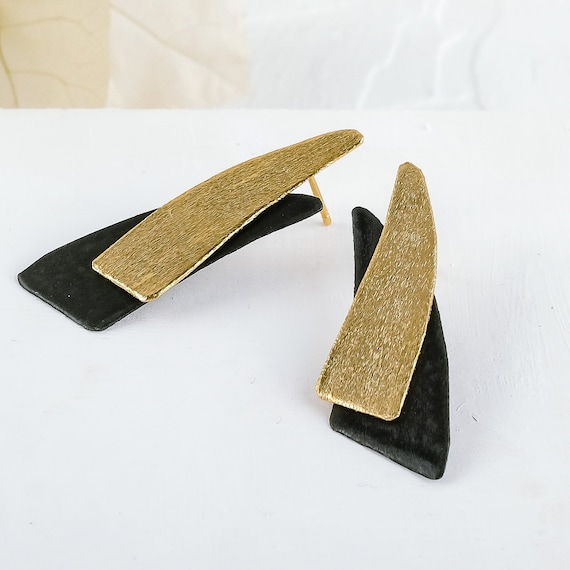 Gold and Black Stud Earrinng, Unique Jewelry for Women, Black Stud Earring, Geometic Stud Earring, Gold and Black Stud, Modern Black Earring