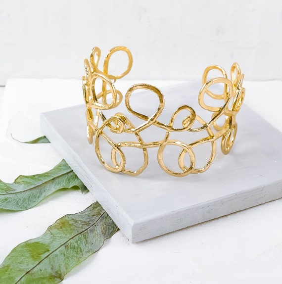 Gold Bracelet Cuff, Gold Boho Bracelet, Swirl Gold Bracelet, Gold Swirl Cuff, Delicate Gold Wire Bracelet,  Wide Gold Cuff, Boho Gold Cuff