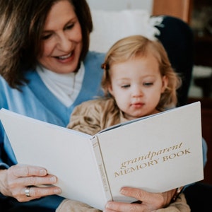 Grandparent Memory Book & Photo Album: New Grandma Gift | Keepsake Scrapbook for Mom Dad Nana Grandpa | Christmas Gift for Parents