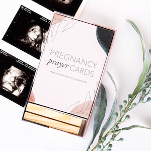 Pregnancy Prayer Cards: Weekly Faith Prompts (Gender Neutral, Printed Set) Watercolor